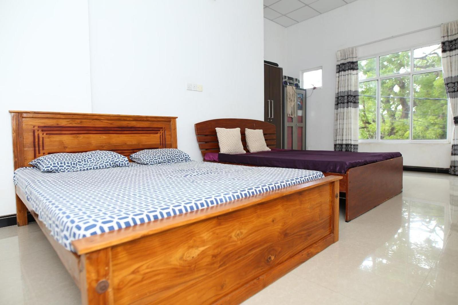 Sujee'S Guest House With Two Bed Rooms Anuradhapura Esterno foto