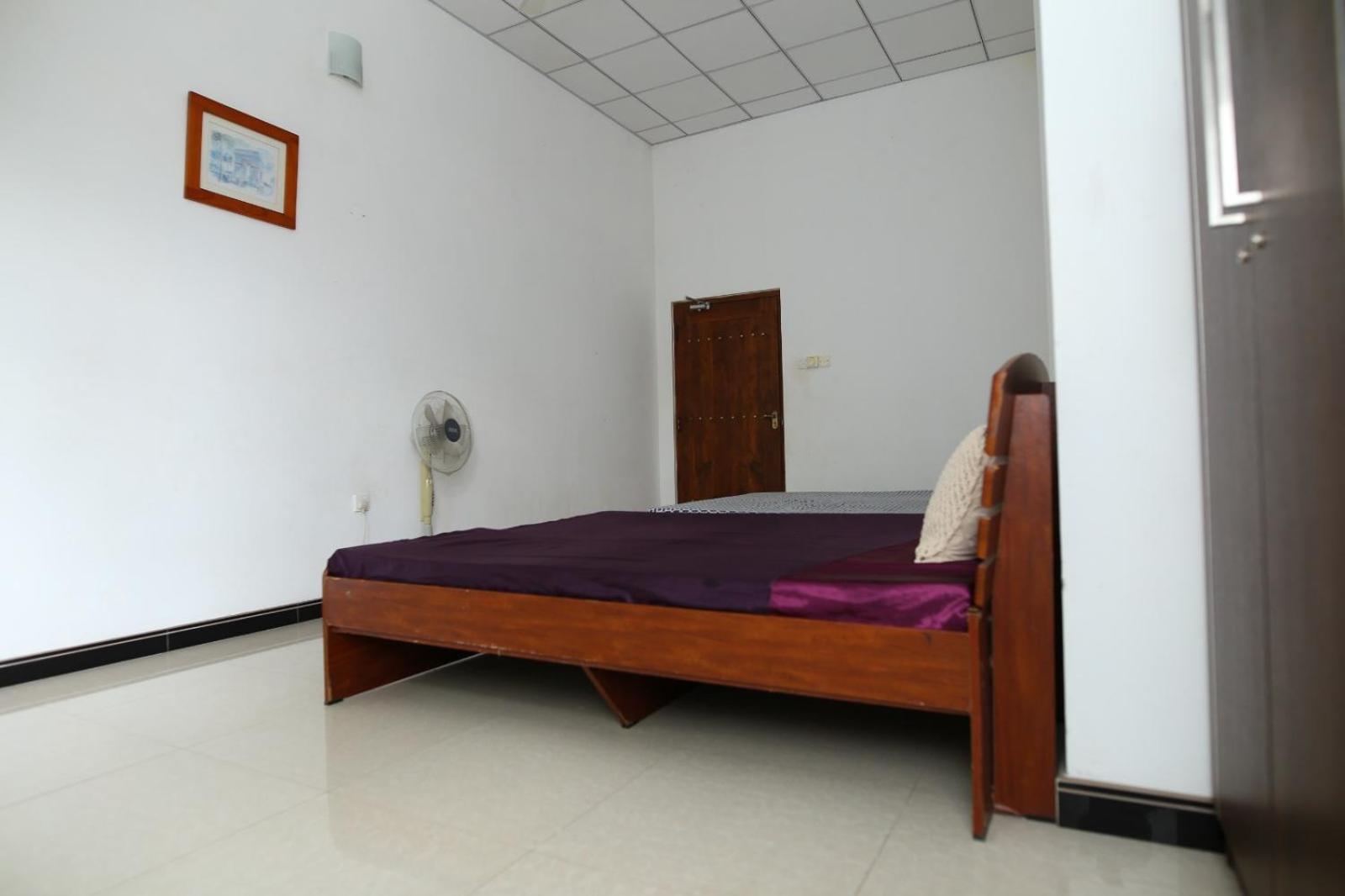 Sujee'S Guest House With Two Bed Rooms Anuradhapura Esterno foto